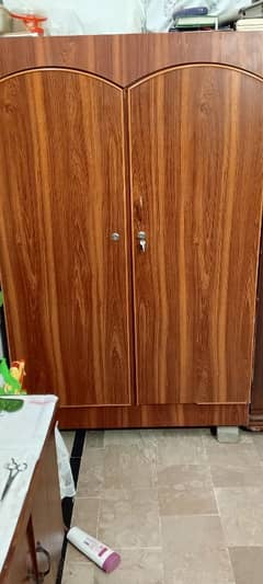 urgent sell 2 dorr wardrobe