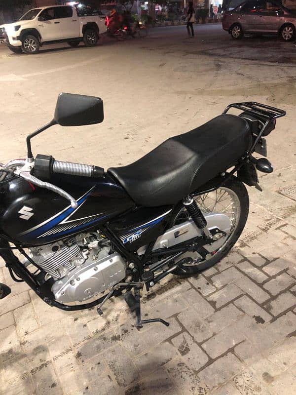 Suzuki gs 150 24 model new condition 5 gears. . 2