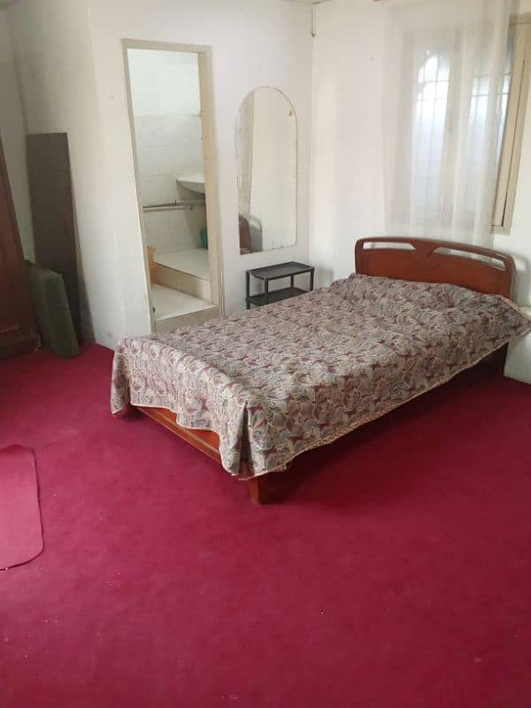 dha phase 2ext one bad bath lounge furnished only single working man 6