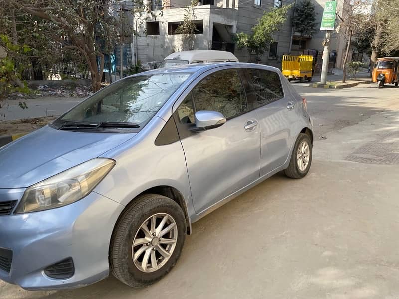 Toyota Vitz 2016 4