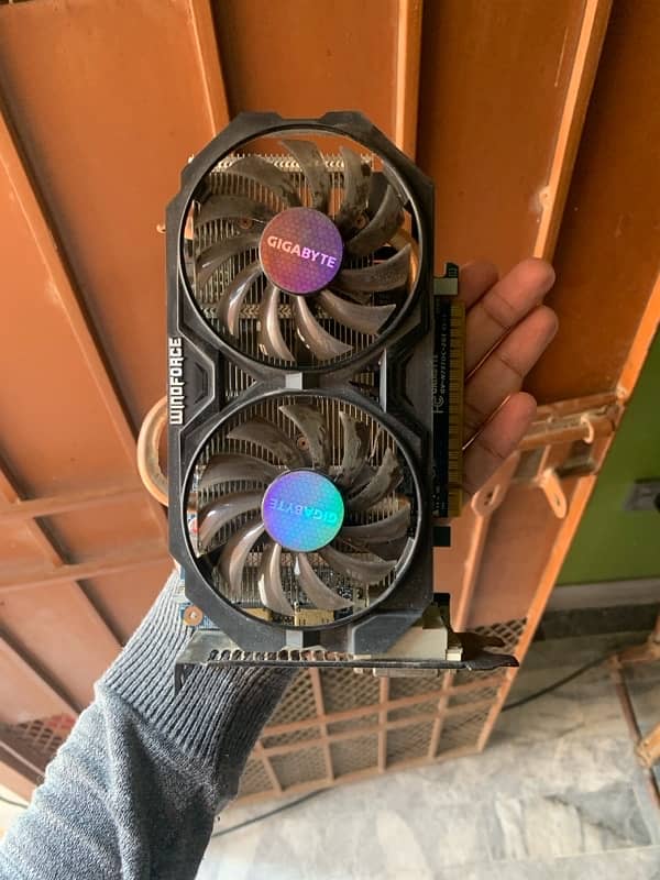 NVIDIA GTX 750TI 0