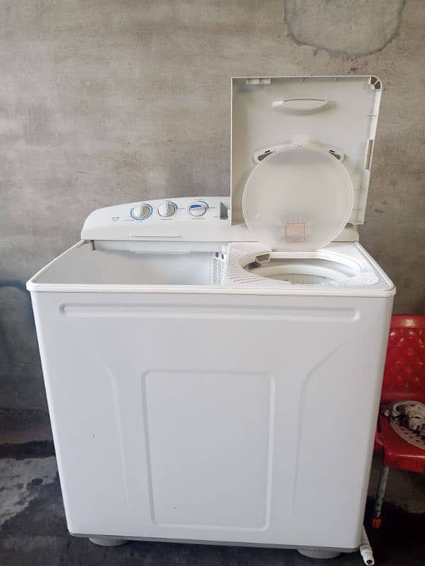 Dawlance washing and dryer machine semi automatic 6