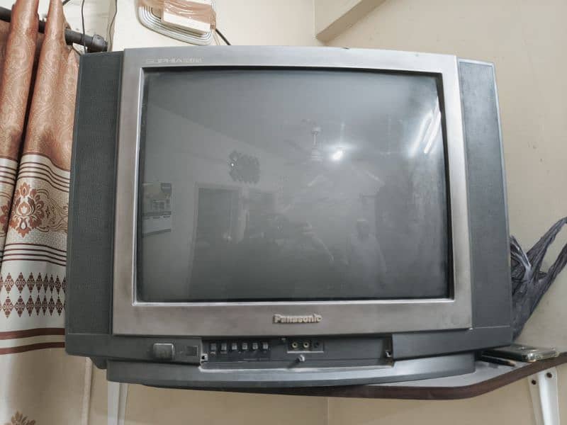 Panasonic 20 inch LCD tv used ok condition 03432112702 0