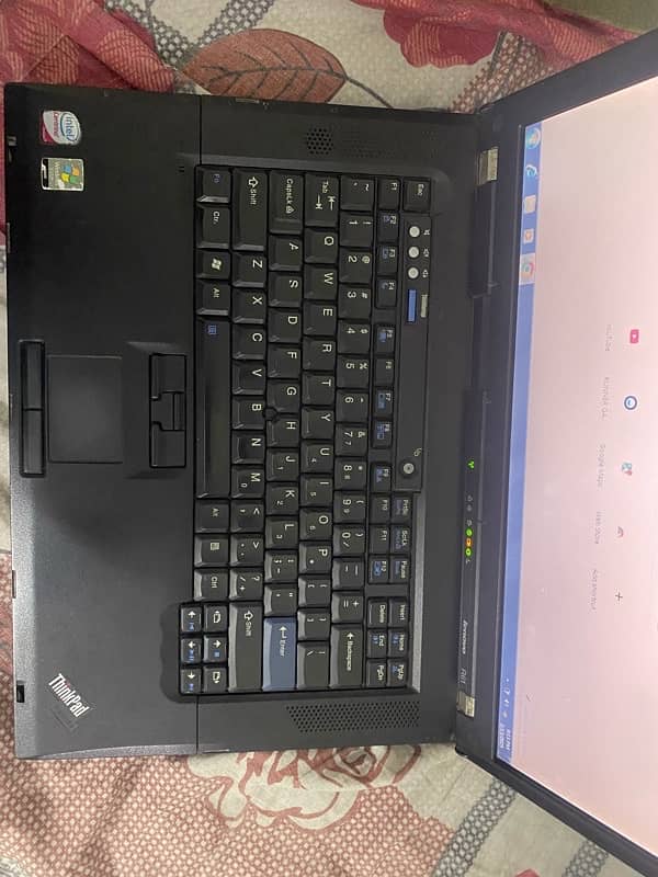 Lenovo think pad R61 Out class condition 6