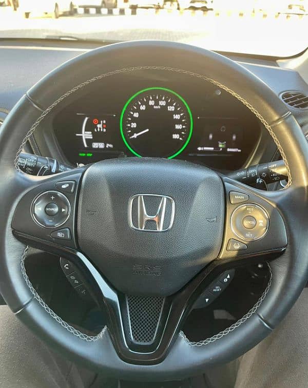 Honda Vezel 2016 9