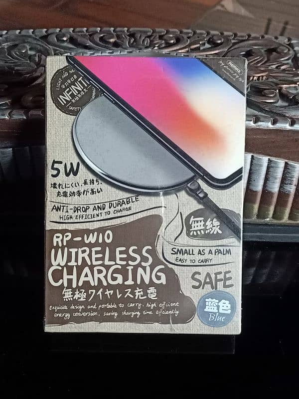 Remax Mobile wireless charger 0