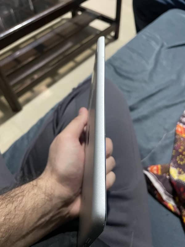 ipad mini 2 3