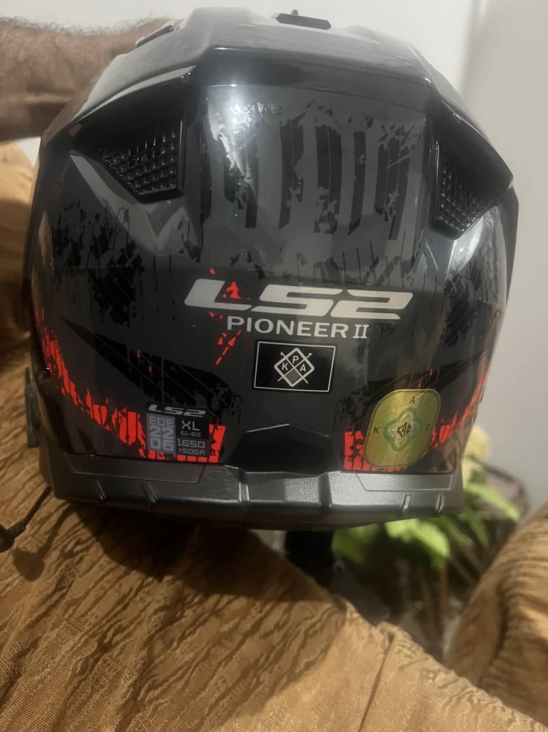 LS2 pioneer 2 HELMET 3