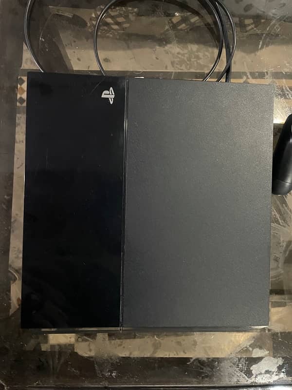 ps4 fat 500gb with two controllers 2