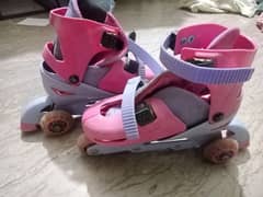 SKATING SHOES