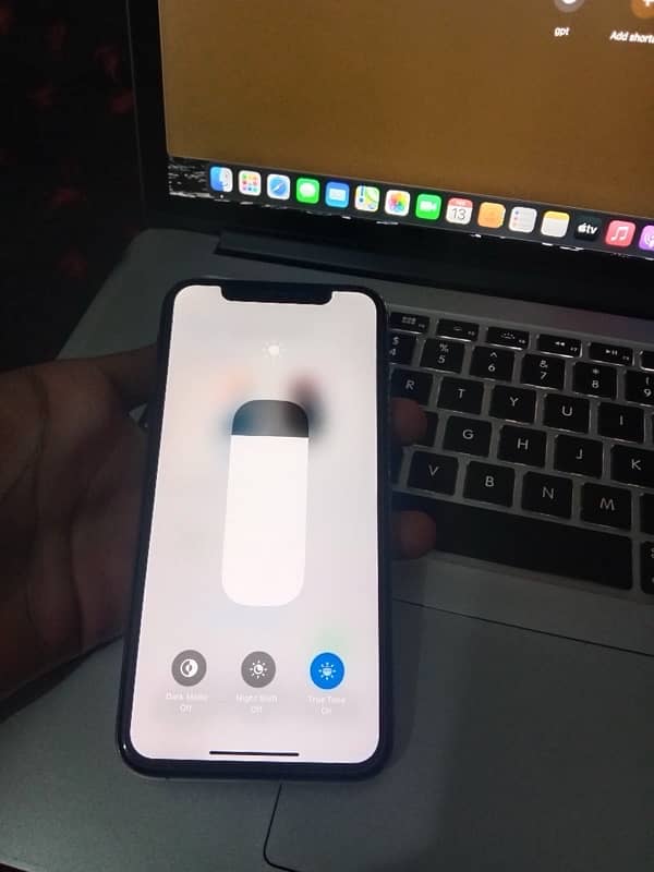 Iphone Xs PTA APPROVED 4