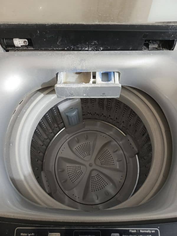 Haier Automatic washing machine 4