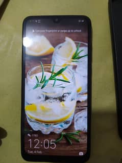 p 30 lite urgent sale