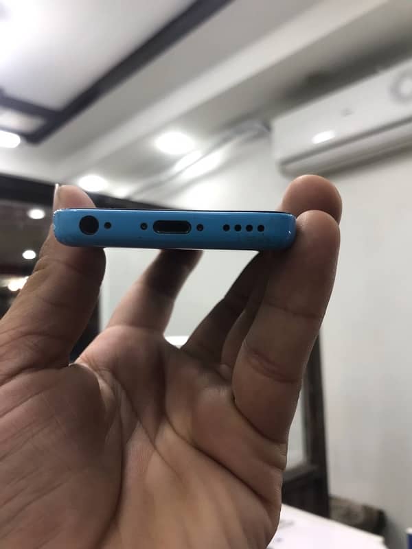 iphone5c blue colour 1