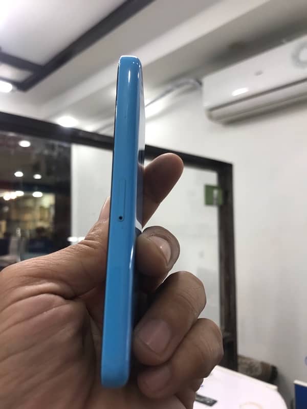 iphone5c blue colour 3