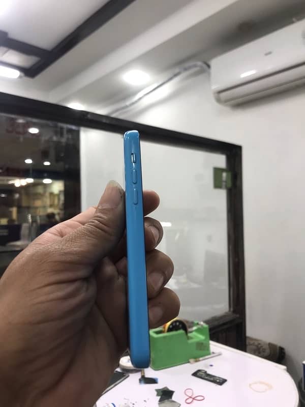 iphone5c blue colour 4