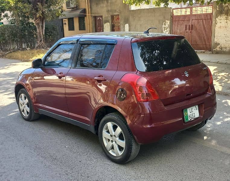 Suzuki Swift 2010 12