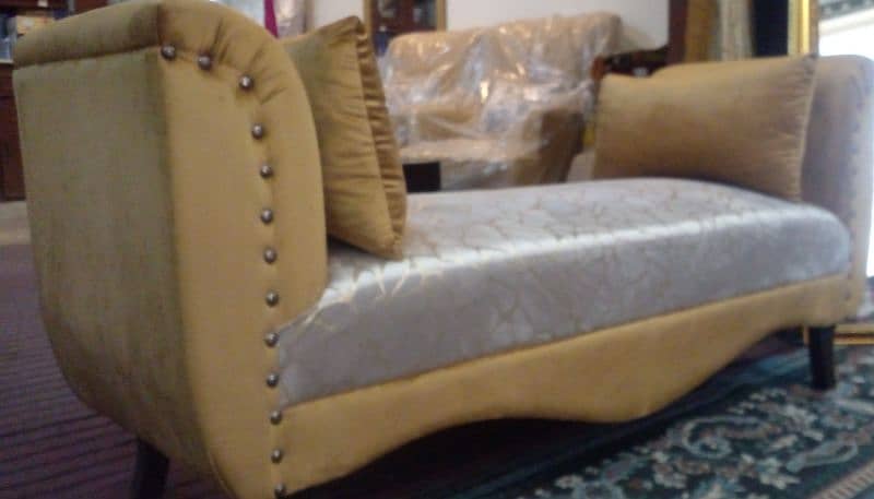 Very beautiful heavy comfortable Molty foam dewan03335138001 4