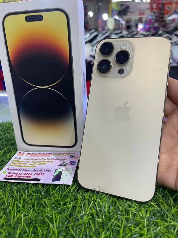 i Phone 8plus, 11,12,13,14,15 pro max on instalment Whatsap 3357665904 7