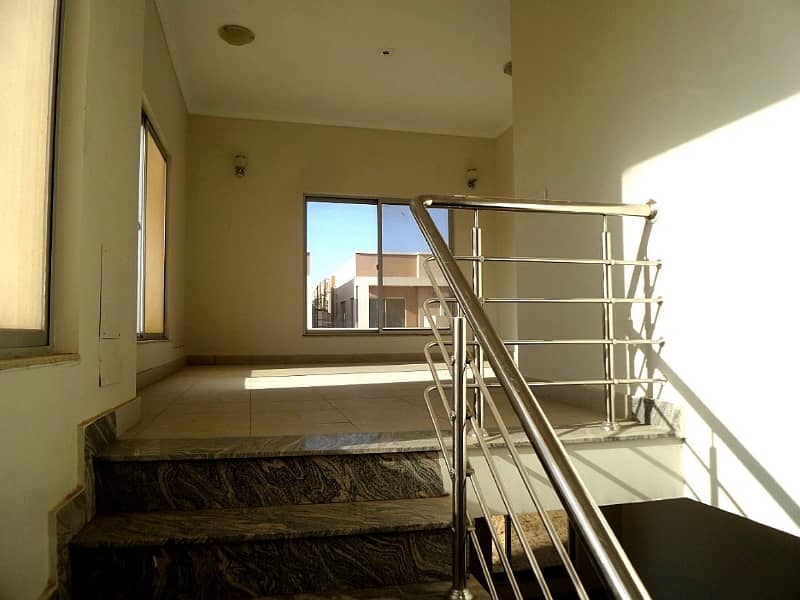 200 Square Yards House Situated In Bahria Town - Quaid Villas For rent 1