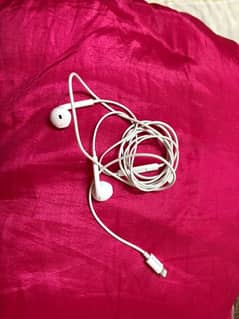 iphone earphones