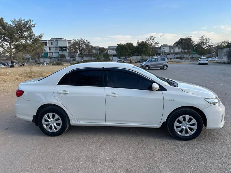 Toyota Corolla XLI 2013 7