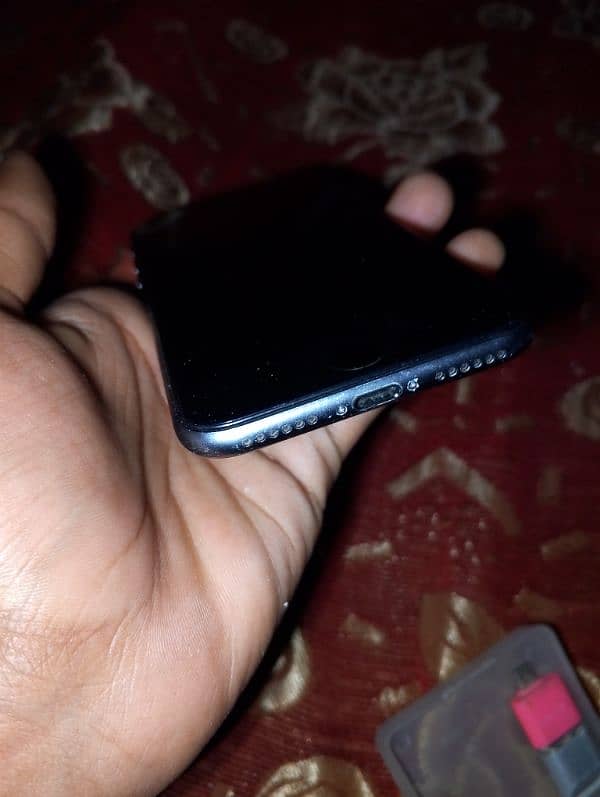 Iphone 8 256 gb non Pta sell and exchange possible 5