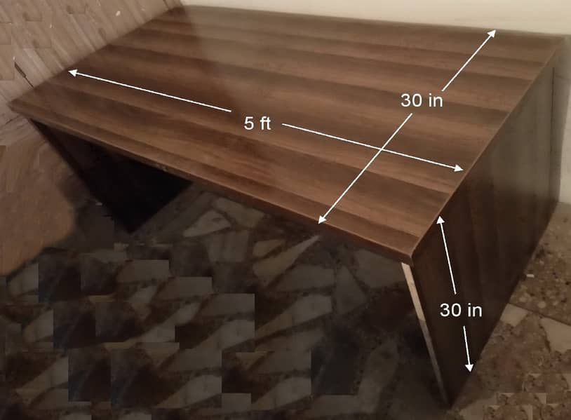 Study Table (5' x 2.5') 0