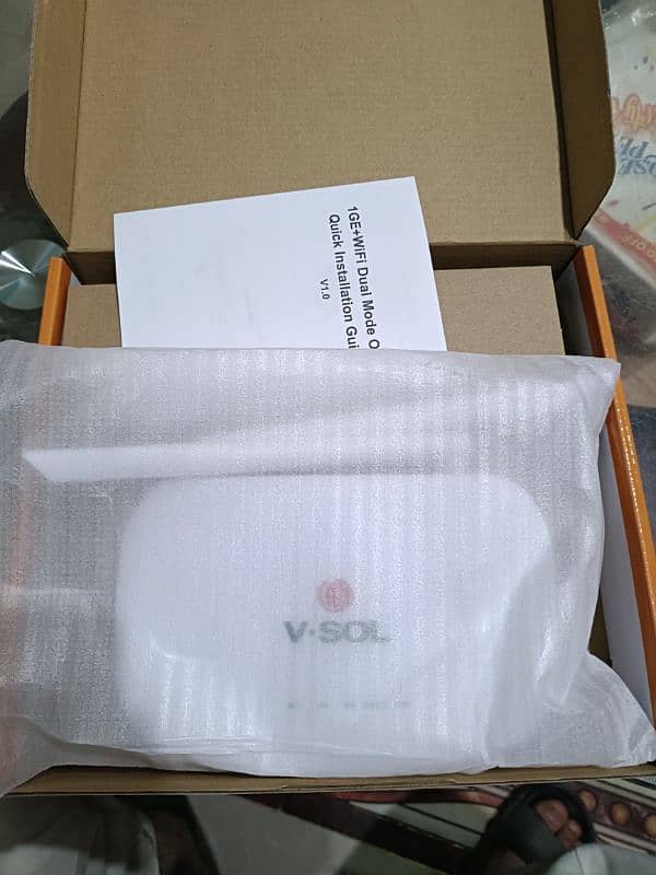 Vsol  2 Antenna Fiber Optic Wifi Router/Modem 1