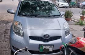 vitz 2009 model registered 2013