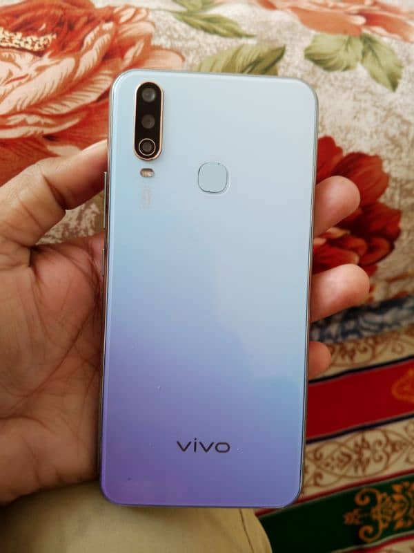 vivo y17 1