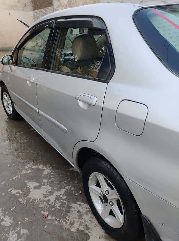 Honda City 2005 4