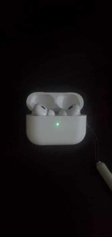 airpods pro by apple 4