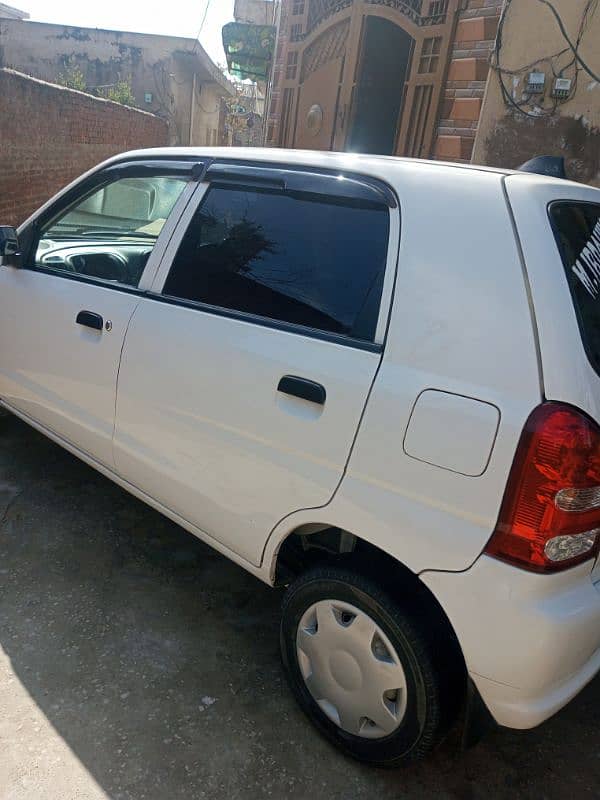 Suzuki Alto 2012 like new family car 2