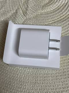 Apple 20W USB-C Power Adapter 2Pin