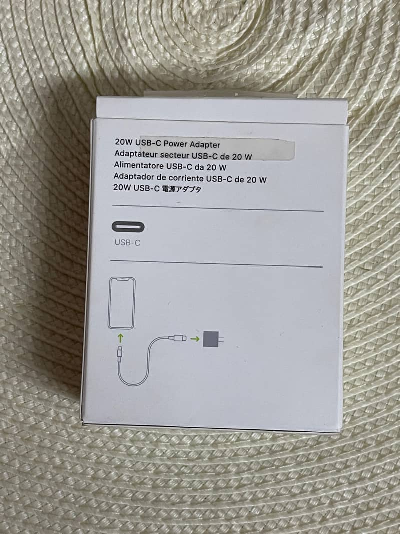 Apple 20W USB-C Power Adapter 2Pin 3