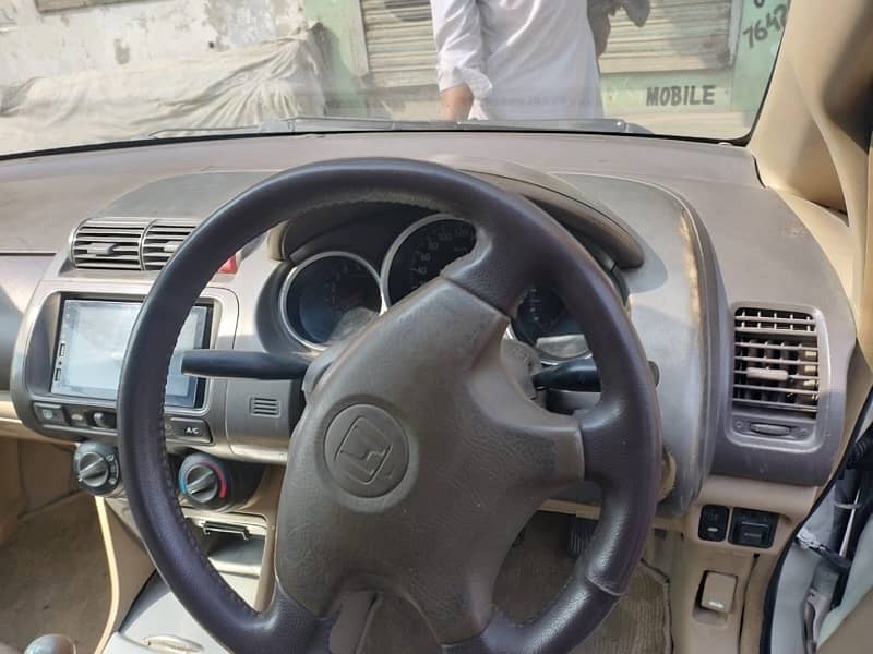 Honda City 2004 14 lac 25 hazar FAISALABAD 9