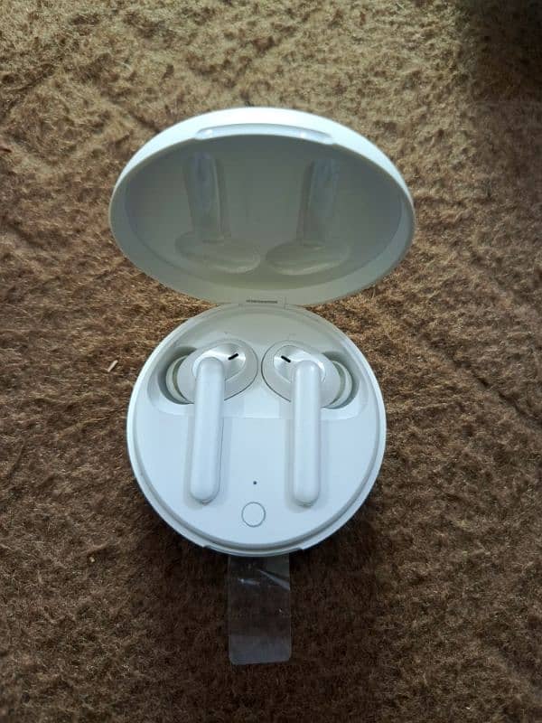 OPPO Enco W31 Wireless Earbuds, 100% original. 9