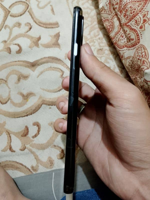 Google Pixel 4a 5G 4