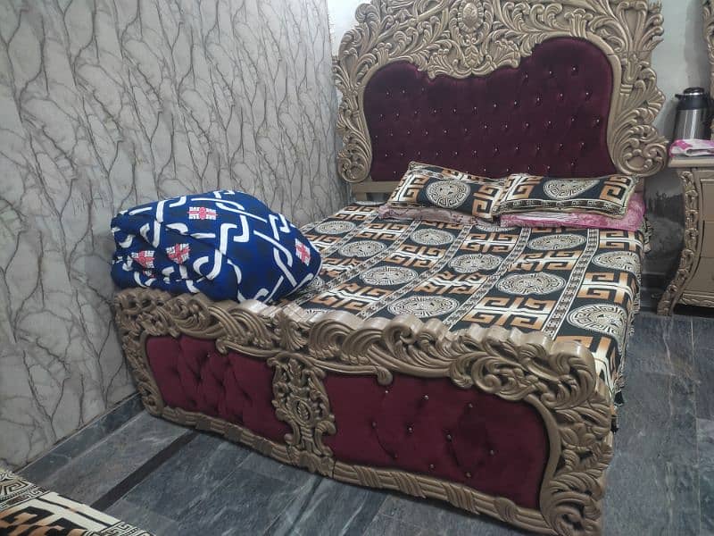 luxry style king size bed 4