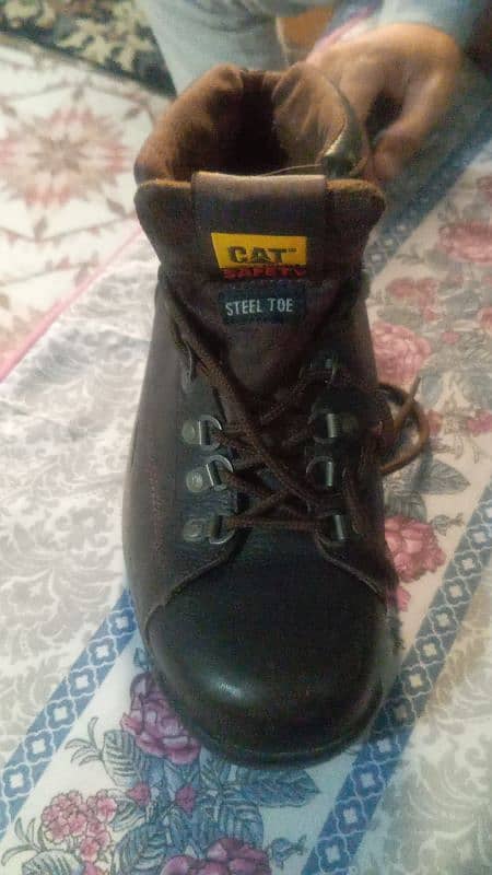 safety original catterpillar  safety shoes 1