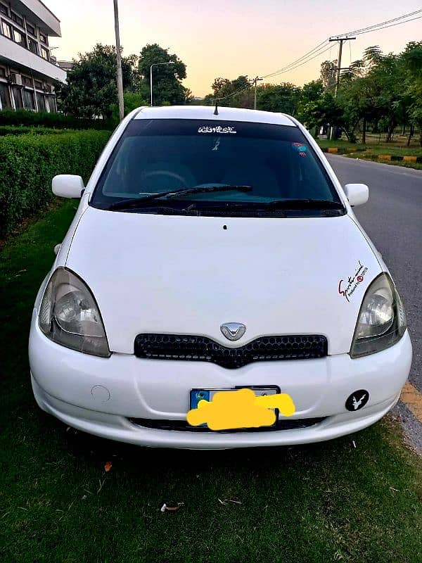 Toyota Vitz 2000 2