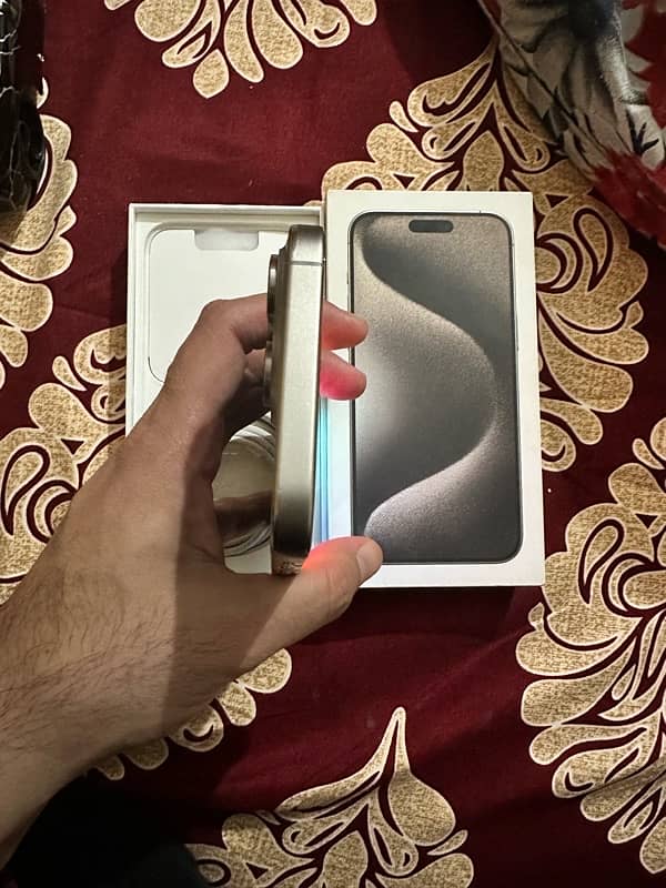 IPHONE 15 PRO MAX 512GB DUBAI MODEL 4