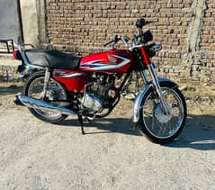 Honda 125, Single Digit Golden Number Rwp registered.