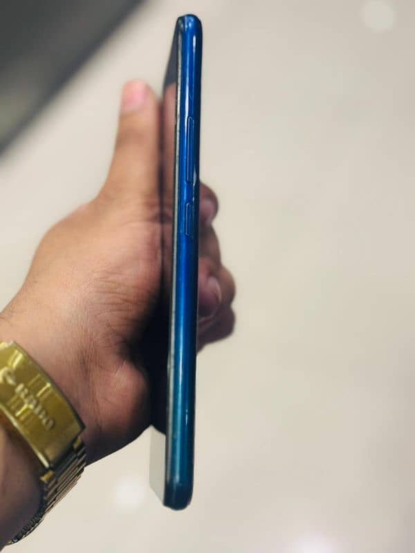 Vivo Y15 with box charger available in reasonable and negotiable price 2