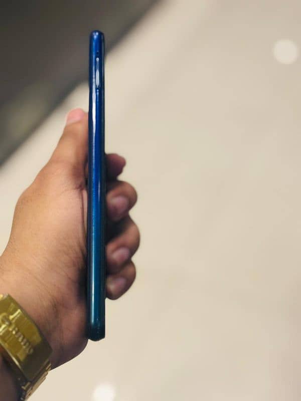 Vivo Y15 with box charger available in reasonable and negotiable price 3