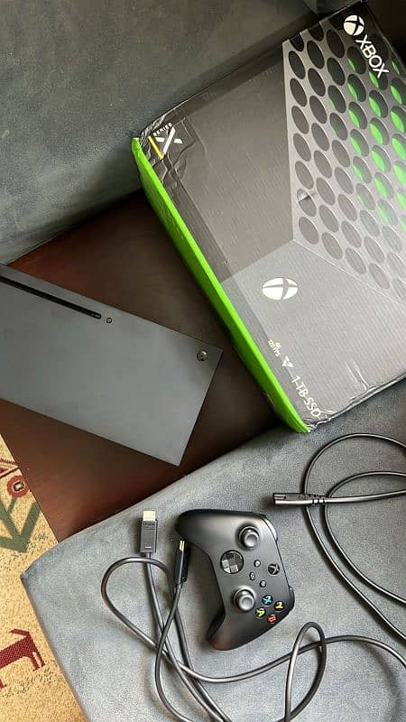 Xbox Series X and Game Pass Ultimate 0