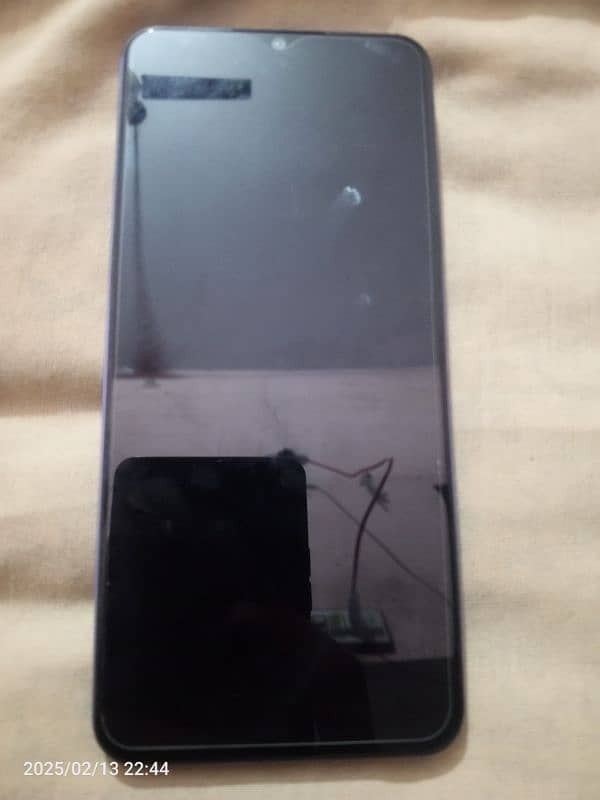 vivo y17s  4+4/128 3