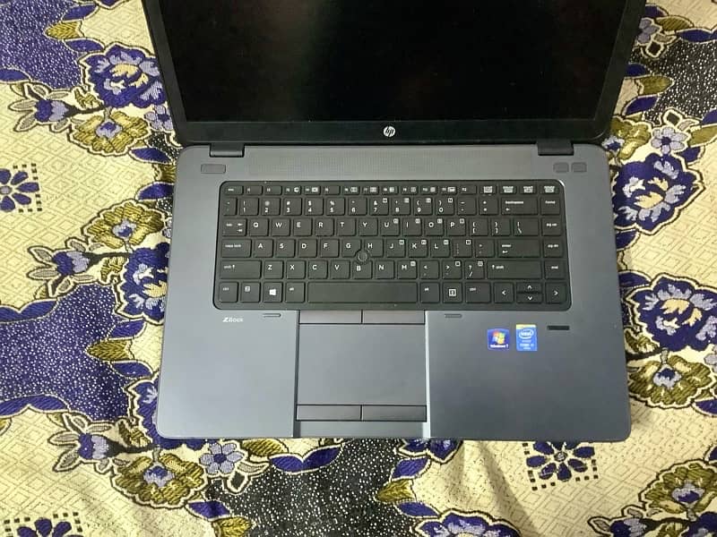 hp zbook 15u g2 16/512 (text me) 3