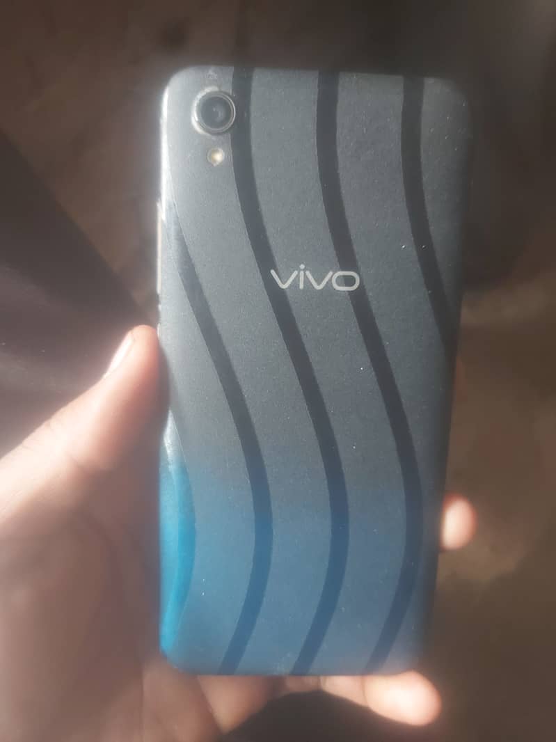 vivo y91 one hand used no fault  all okay but no  not issue  all is OK 6